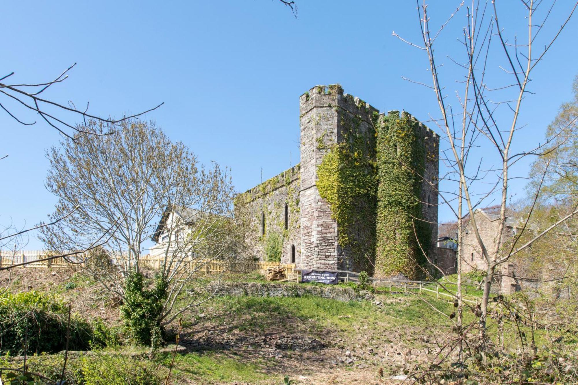 The Castle Of Brecon Hotel, Brecon, Powys Exterior photo